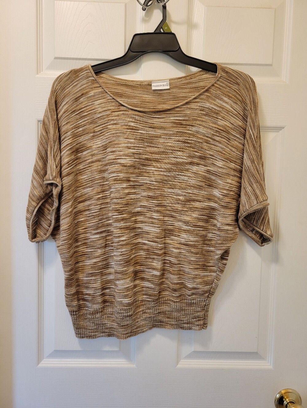 Vintage Womens Fashion Bug Knit Top